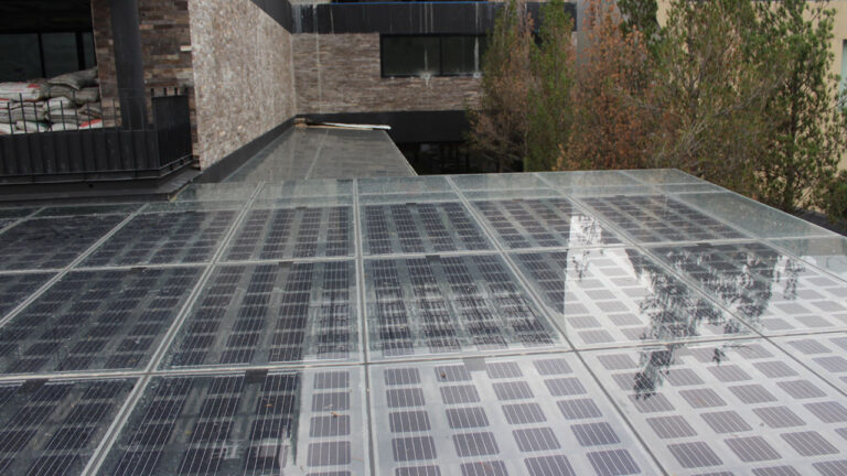 paneles solares transparentes