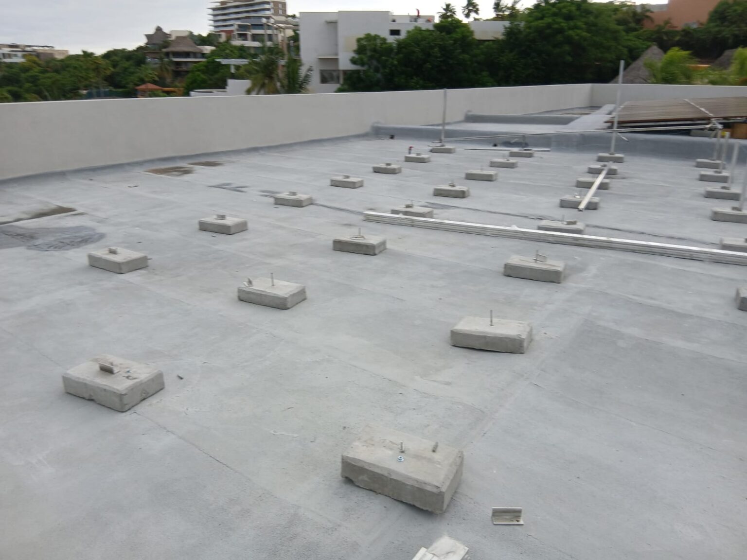 bloque de concreto para sistema fotovoltaico (panel solar)